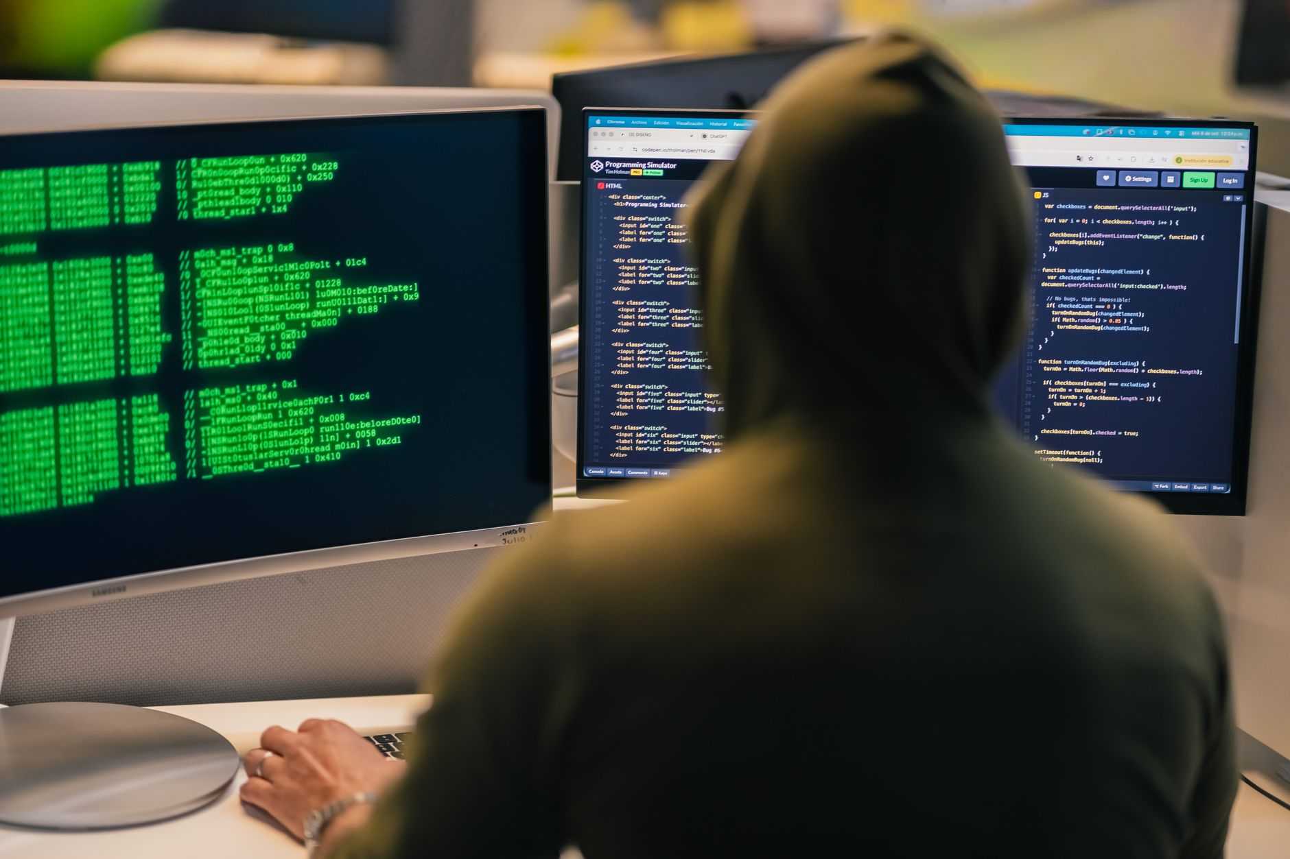 Advanced Cybersecurity Practices for SMEs: Protecting Your Digital Business with Tailored Web Development and Secure Payment Integration